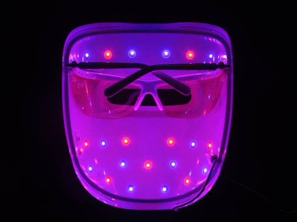 Light Mask  switched on, back