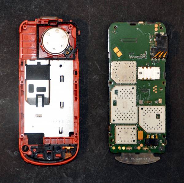 Nokia 1202 dissasembled