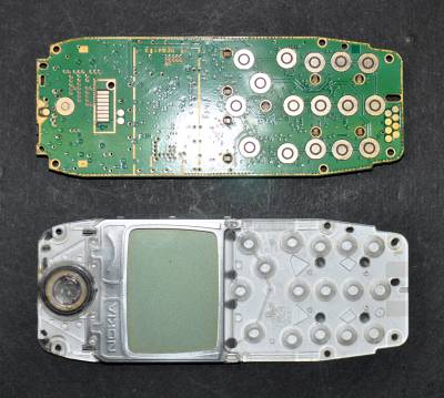 Nokia 3310 disassembled