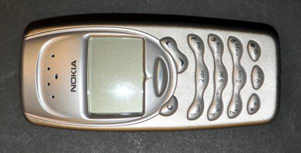 Nokia 3315 front
