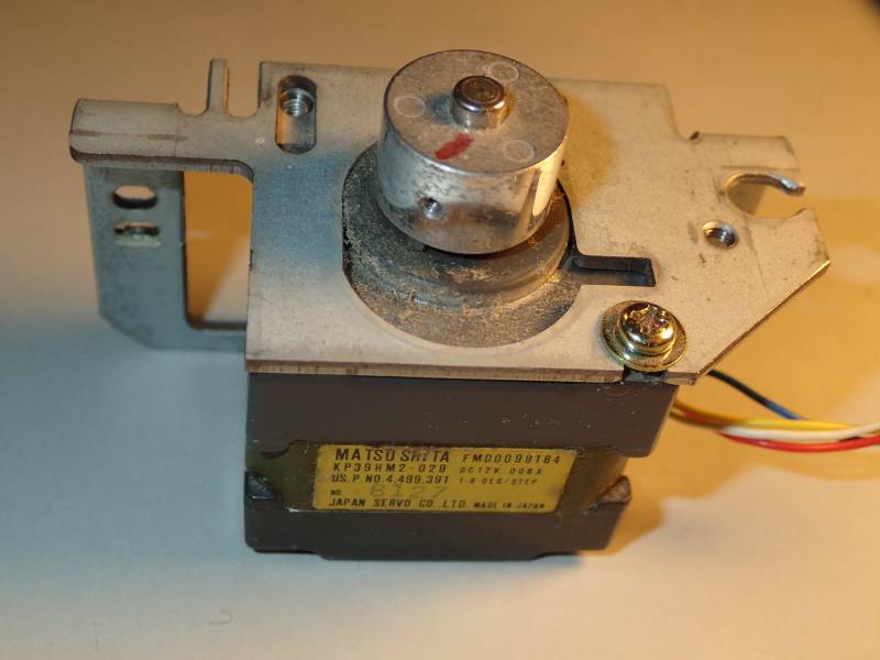 KP39HM2-028 FMD0098184