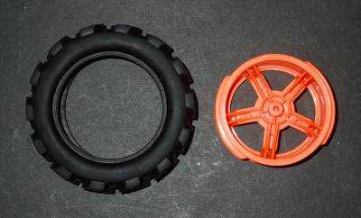DHTRC10295 tyre and wheel